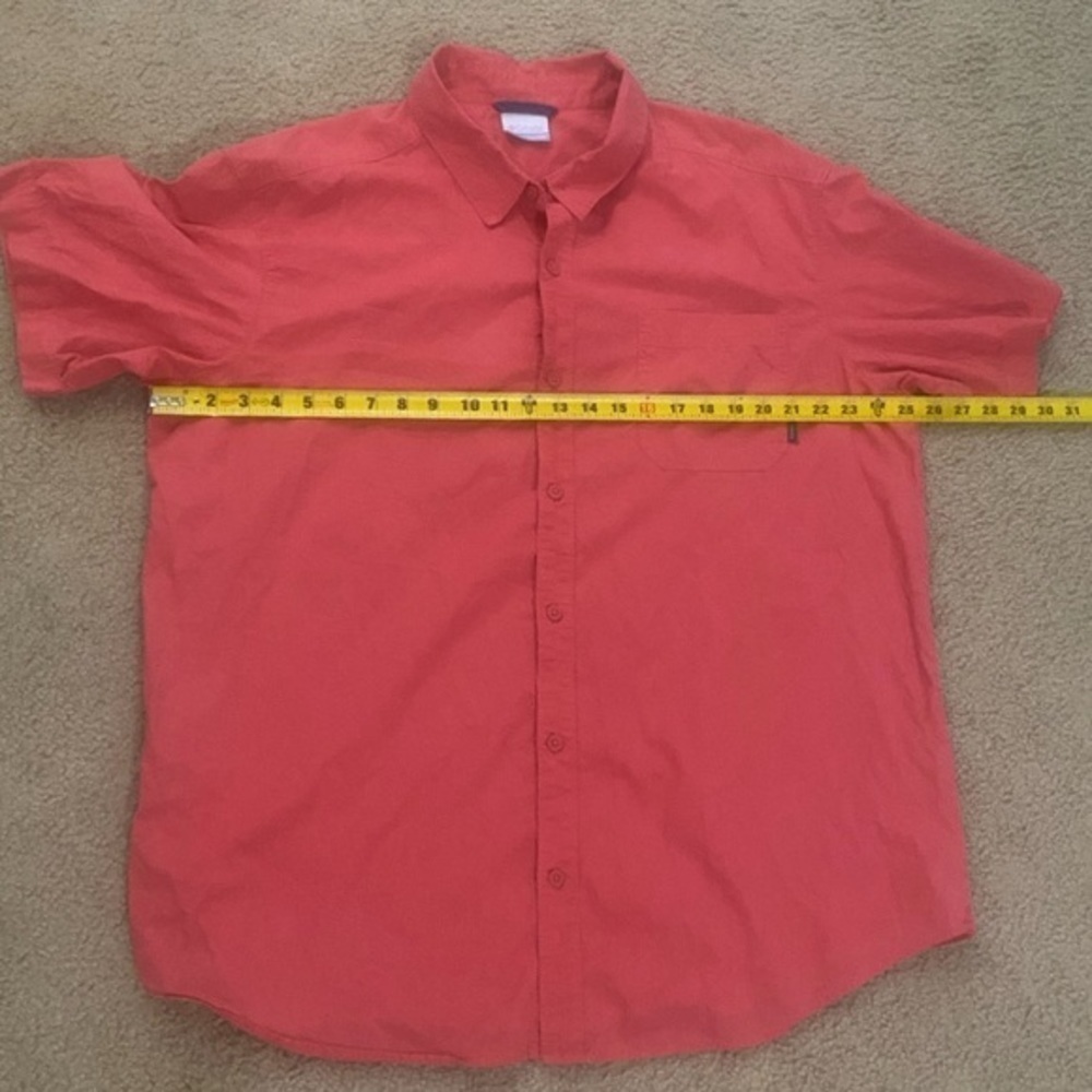 Columbia Men’s 2XL Thompson Hill Short Sleeve Button Down Shirt - Picture 8 of 9